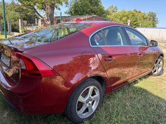VOLVO S60 - 3