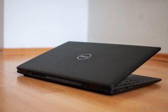 Dell Latitude 3520 - i5 4-core, 16GB DDR4, 512 SSD - 3