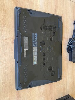 Predám Herny notebook Asus Tuf Gaming F15 FX506HF - 3