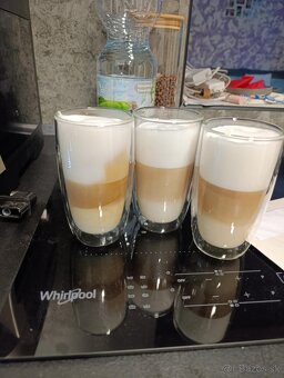 Kávovar De'Longhi - 3