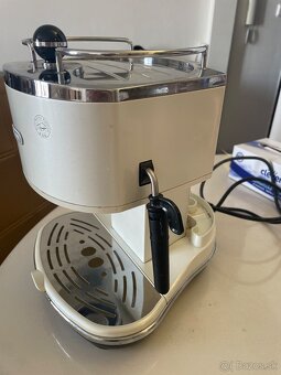 Pákový kávovar DeLonghi - 3