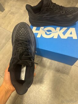 Hoka Clifton 9 - 3