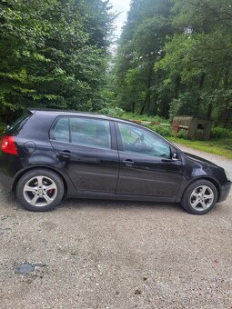 Volkswagen Golf V - 3