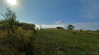 Slnečná záhrada nad obcou Gyňov - 3