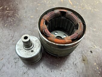 Predám komplet funkčné zapalovanie rotor+stator JAWA 550 555 - 3