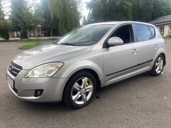 KIA Ceed 1.6 CRDi 2010 - 3