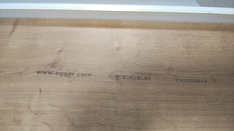 Predám drevené parapety Egger biele - 3
