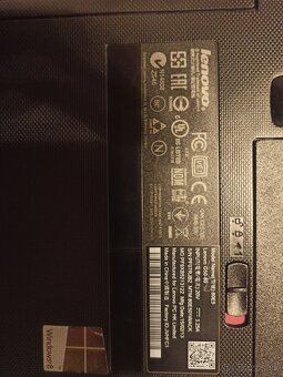 Lenovo IdeaPad – 15,6" notebook, funkčný - 3