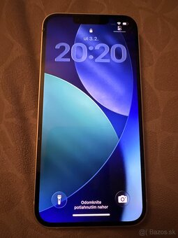 iPhone 13  128GB - 3