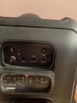 JBL PartyBox Encore Essential - 3