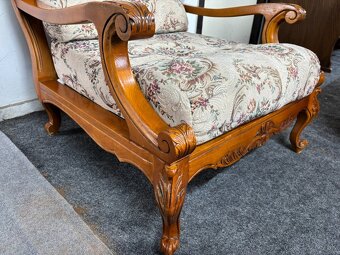 Starožitné kreslo - 3