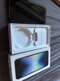 iPhone se 2022 128GB - 3