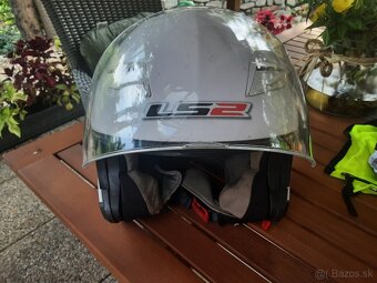 LS 2 PRILBA - 3