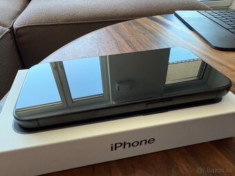 Predám iPhone 15 Pro 256 GB Titanium Black – TOP stav - 3