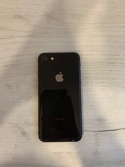 IPHONE 8 - 3
