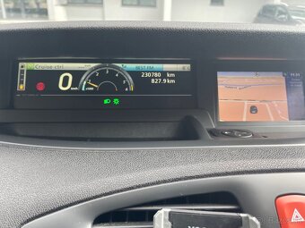 Renault Scenic 1,5dci 78 kW 7 miestne - 3
