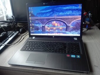 HP ProBook. Intel - i5. 8 GB. 17,3"HD+.640 GB. - 3