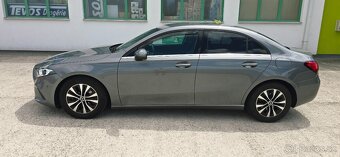 Mercedes-Benz A180D sedan - 3