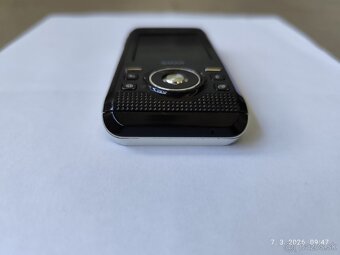 Sony Ericsson S500i za symbolických 5€ - 3