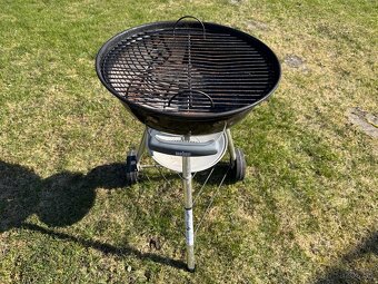 Predám záhradný gril Weber - 3