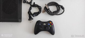 Xbox 360 slim 250gb+hry - 3