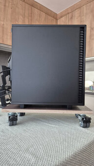 Výkonná PC zostava s WIN 11 a TOP stojanom + Monitor EIZO - 3