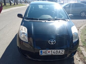 Toyota Yaris 1.0 51kw r.2007 - 3