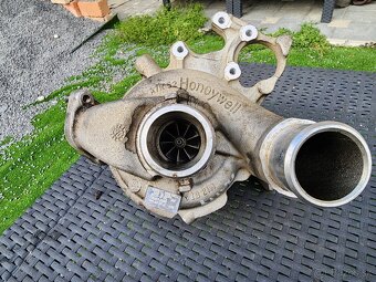 Hyunai IX35 2 CRDi 135 kw Turbo - 3