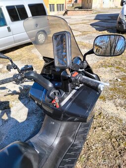 Honda Silver Wing 600 - 3