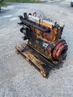 Motor zetor URII 6V - 3