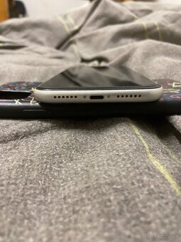 iPhone 11 - 3