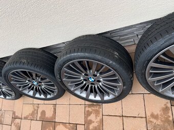 Elektrony BMW s pneu - 3