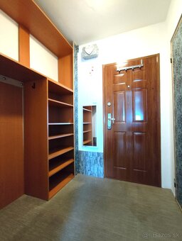 Prenájom 1-izbového bytu v centre Dunajskej Stredy (29 m²) - 3