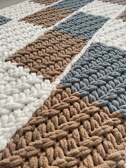 Patchwork deka z Alize Puffy 170x115cm bielo-šedo-hnedá - 3