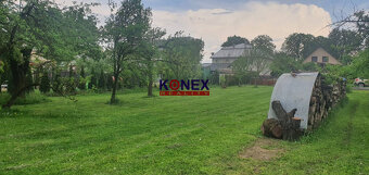 Krásny rovinatý pozemok na výstavbu rodinného domu v Strážsk - 3