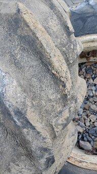 Zadne kolesa zetor 16,9/14-28 - 3