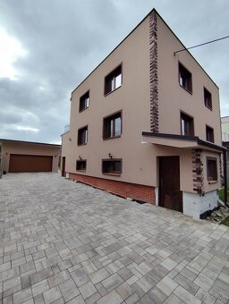 Veľký rodinný dom Bánovce nad Bebravou - Dolné Ozorovce - 3