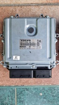 RIADIACA JEDNOTKA VOLVO 2.4 d5 - 3