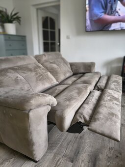 Polohovateľná pohovka - 3