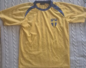 Fotbalové dresy, kopačky, chrániče, štucne - 3