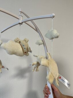 Kolotoč na postieľku Baby Fehn - 3