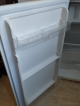 Predám chladničku Zanussi 120 l - 3