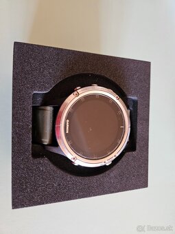 Predám Garmin Fenix 5 plus Silver na náhradné diely - 3