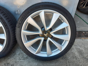5x114,3 19" Tesla Model 3 - 3