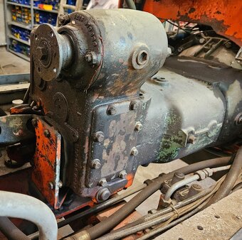 LKT 80 motor Steyr a prevodovka ZF - 3