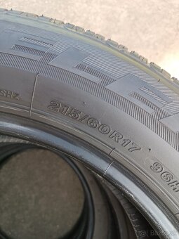 NoPredám letné pneumatiky na Nissan Qashqai 215,/60/17 - 3