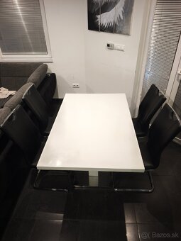 Jedálenský stôl - 3