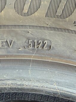 Good Year Efficient Grip Cargo 215/65R16C - 3