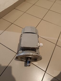 1,5KW/1400ot.min elektromotor na predaj. - 3