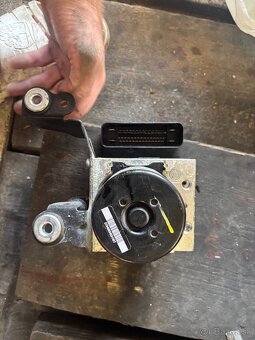 Abs kocka Volvo s60 v60 - 3